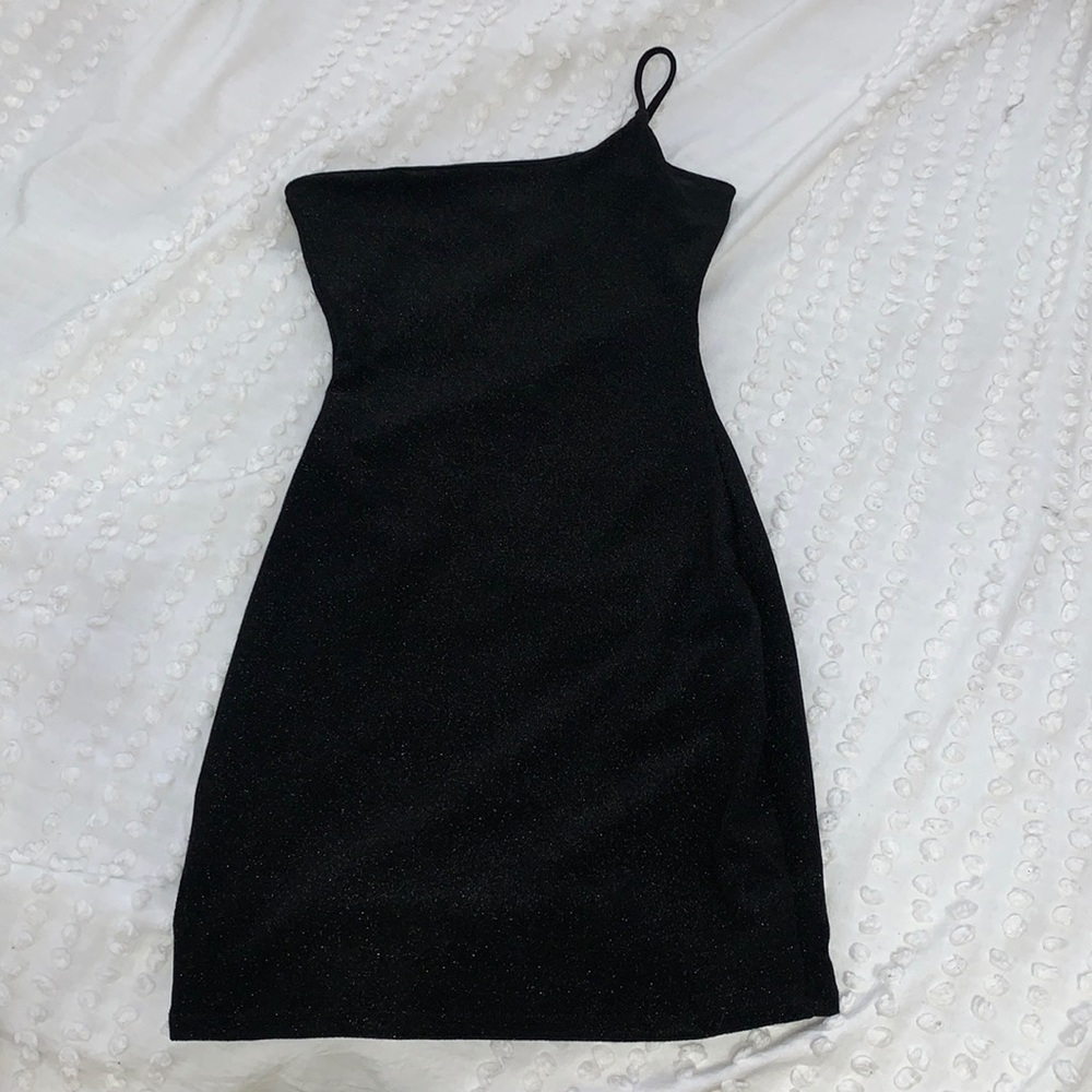 Sparkly black body con dress